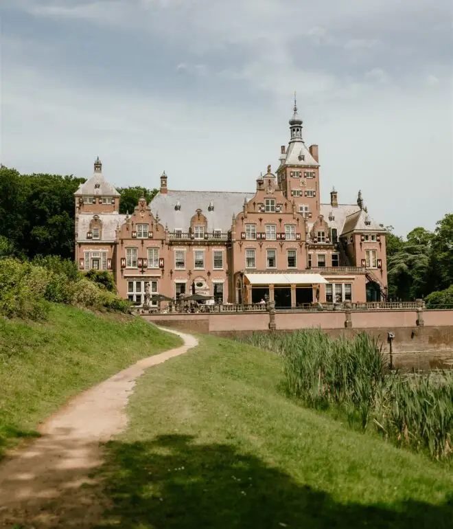 Historic castle near Amsterdam surrounded by nature, ideal for a fairytale elopement